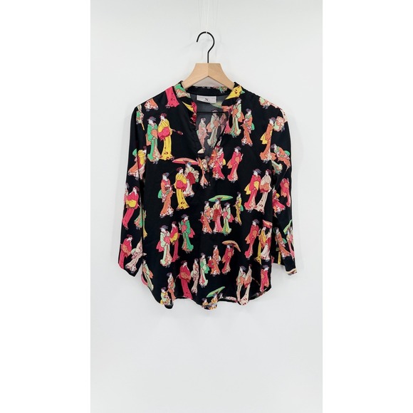 Natori Tops - Natori Asian Geisha Print V Neck Silky Blouse Size Small Artistic Eclectic